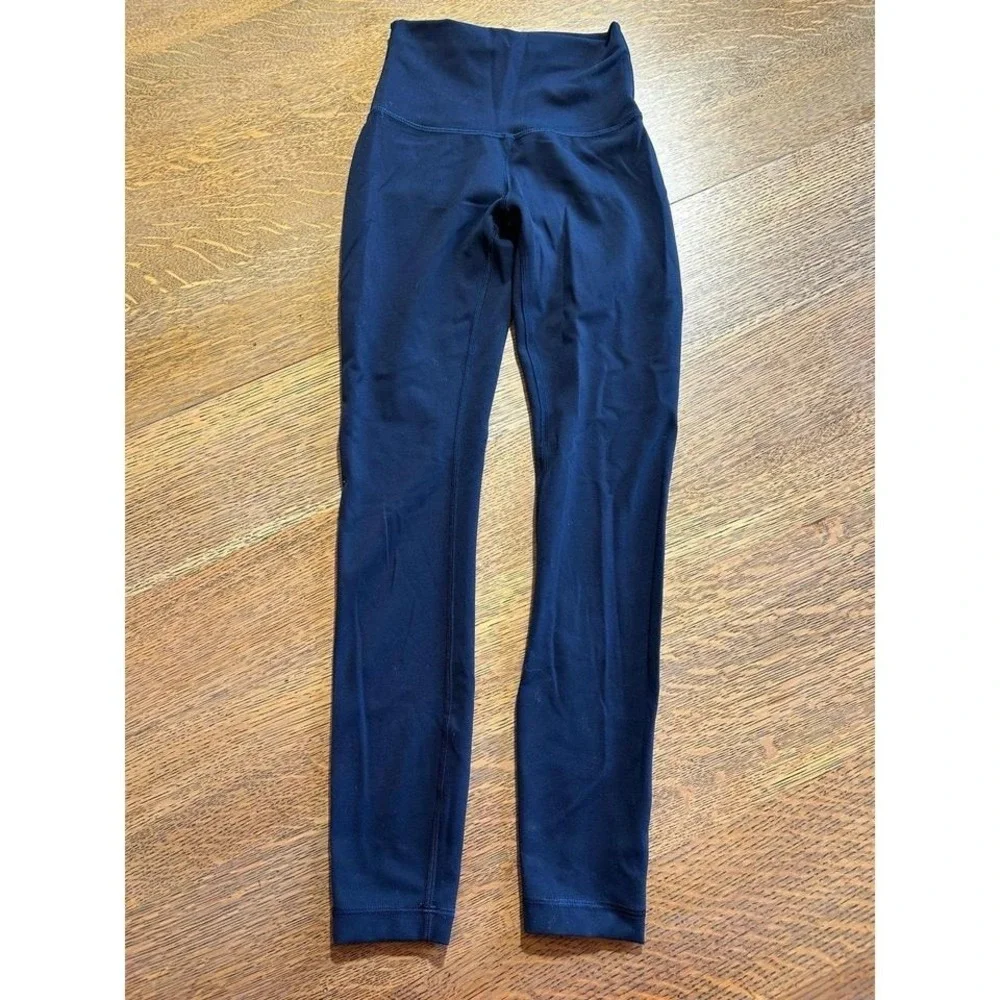 Lululemon Women's Leggings – Size 0 (See Measurements)‎